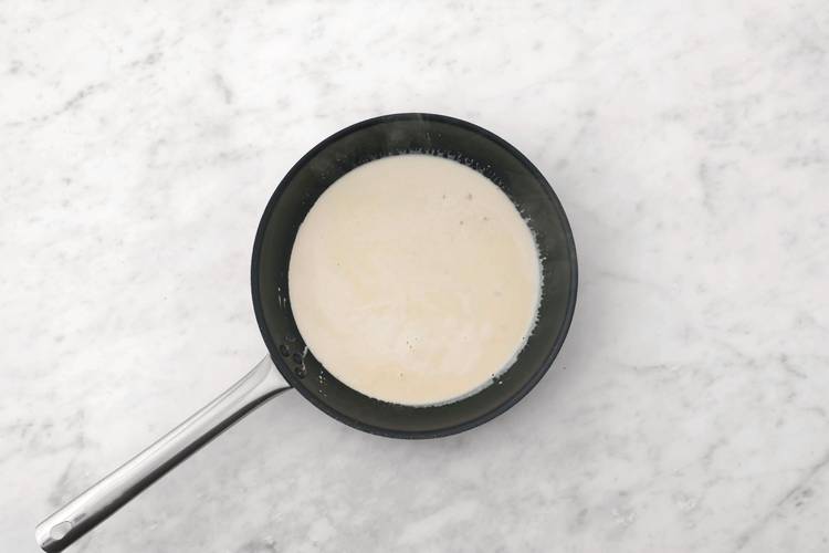 Make the coconut sauce