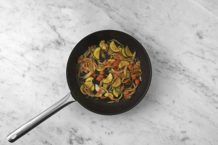 Saltea las verduras
