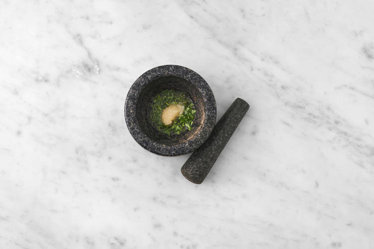 Make the coriander chutney