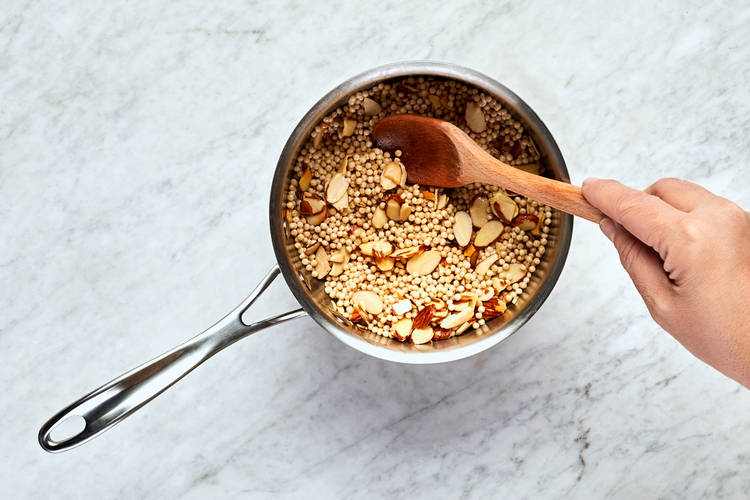 MAKE ALMOND COUSCOUS