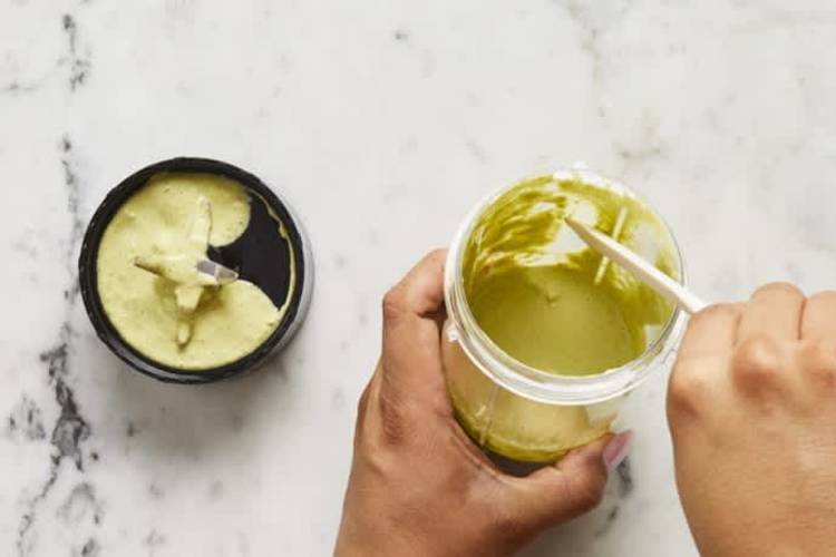 <p>Make Aji Verde</p>