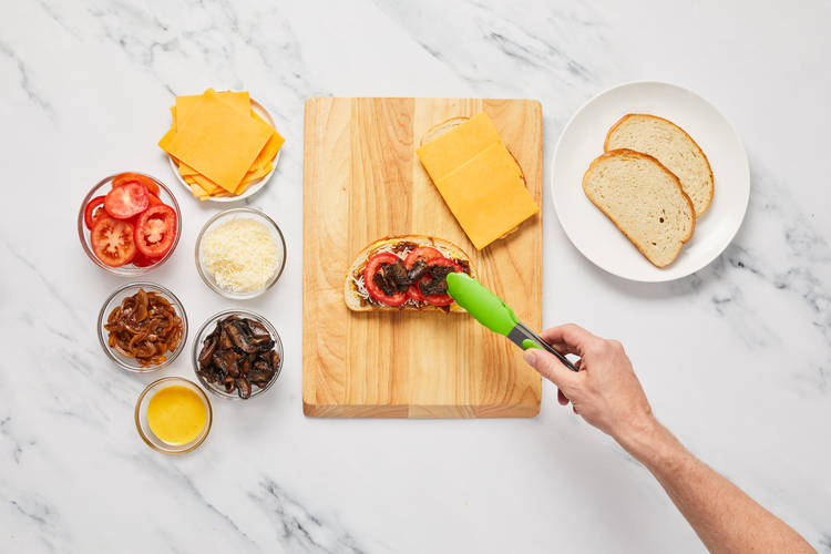 BUILD BAR & SANDWICHES