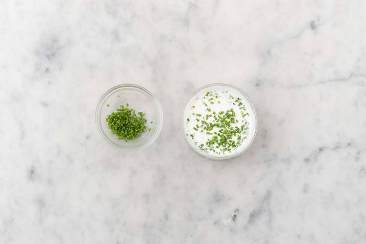 Preparare la salsa yogurt