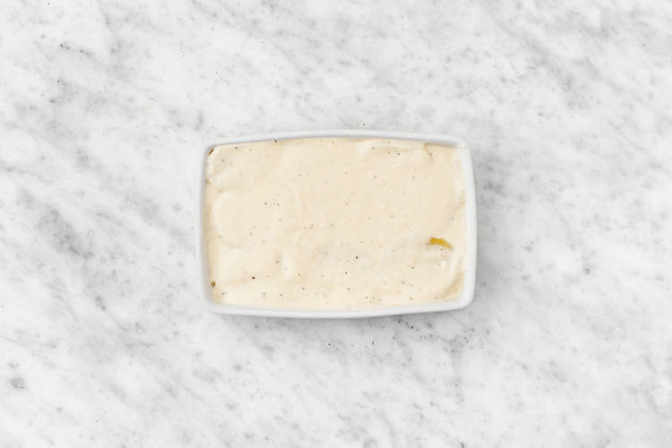 Make the Creamy Sauce 