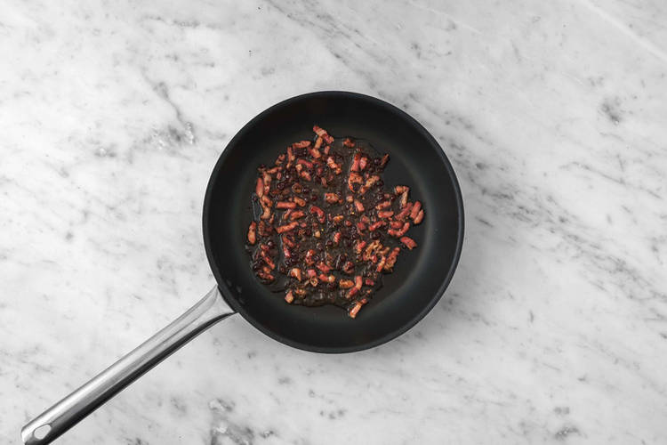 Make the Zesty Cranberry Sauce