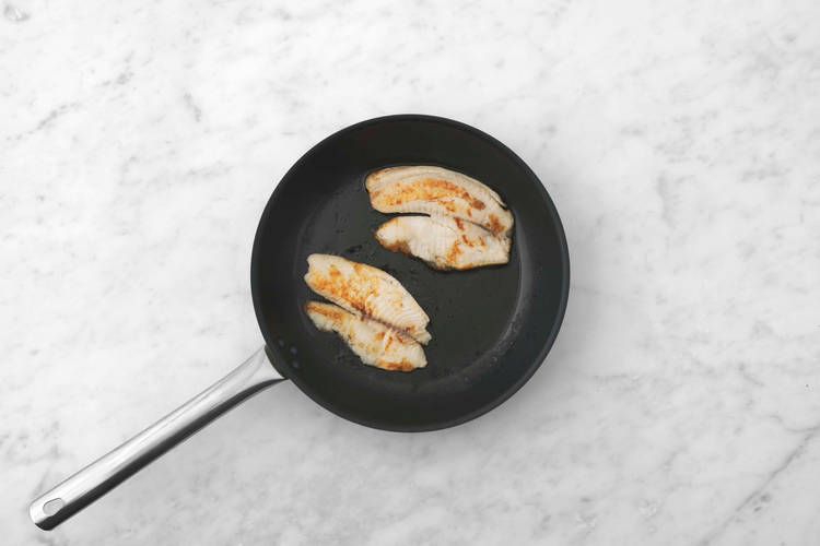 Pan-fry the Fish