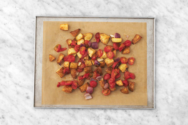 Ugnsstek potatis och tomat