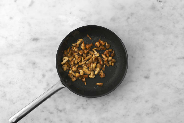 La poêle prend le relais