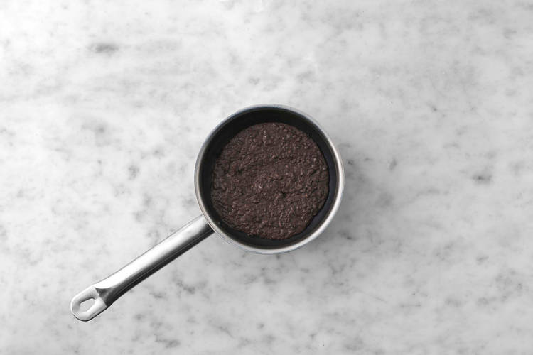 Preparare la salsa di fagioli