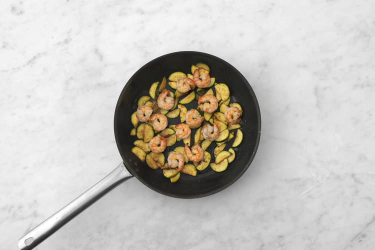 Garnelen braten