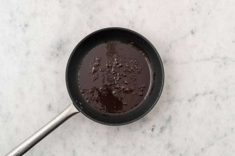 Make the Redcurrant Jus