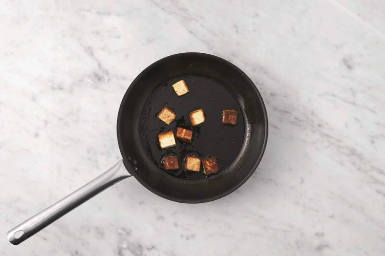 Cook the tofu & prawns