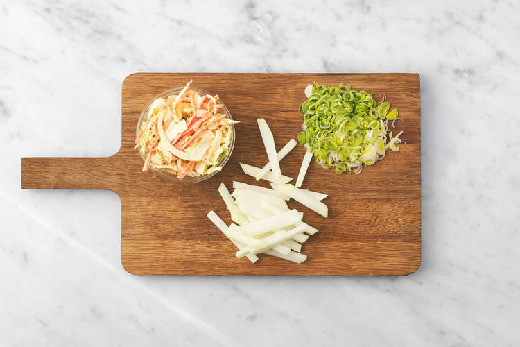 Bland slaw