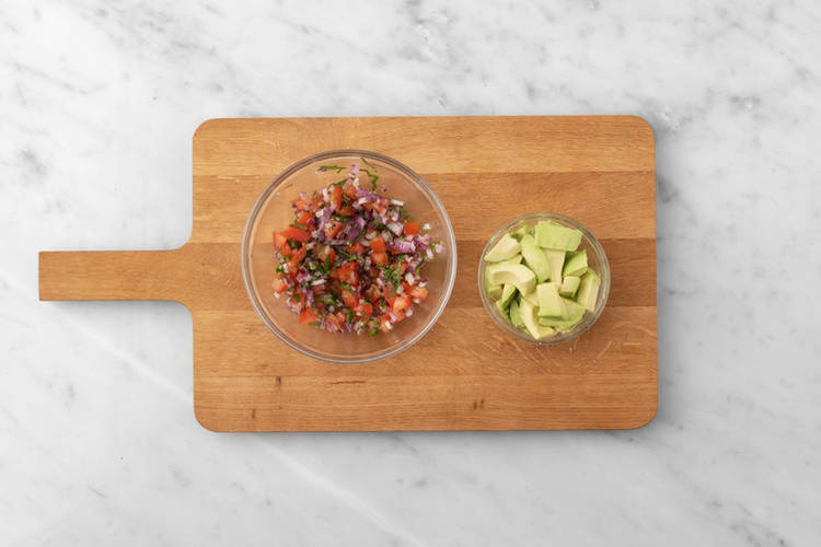 Make the Pico de Gallo