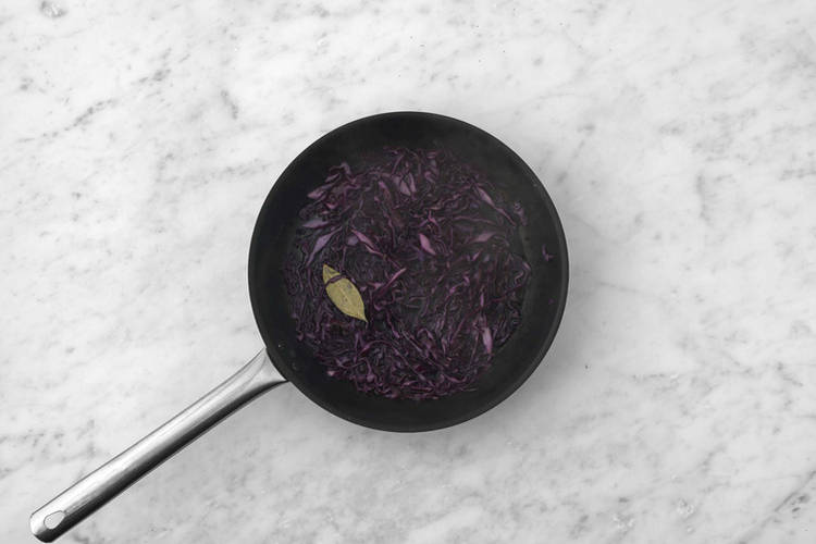 Preparare la crema di cavolo rosso