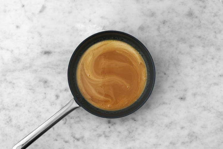 Make the coconut caramel