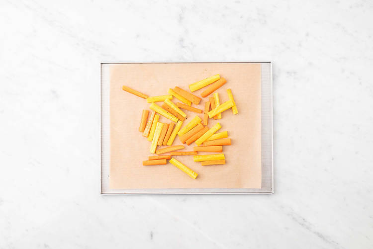 Enfourner les carottes