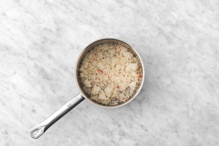 Make the chilli-garlic rice