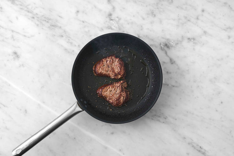 Steak anbraten