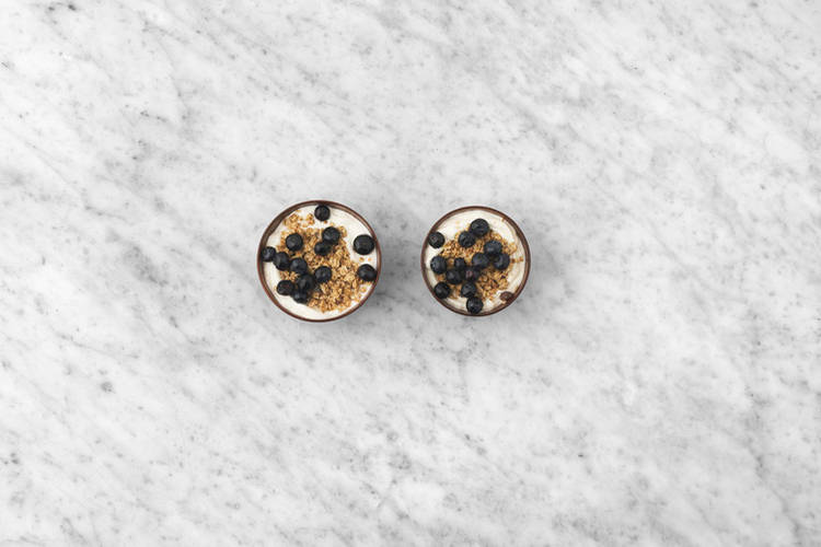 Blueberry Granola Yoghurt