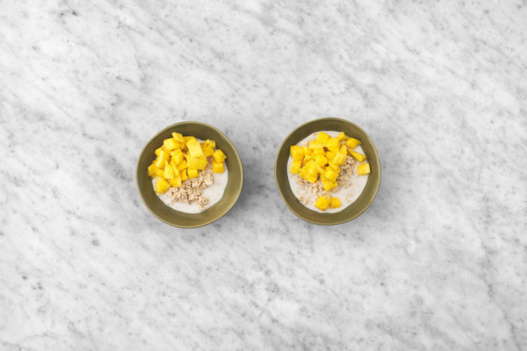 Tropical Overnight Oats