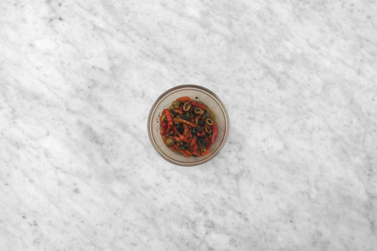 Mix olive-roasted pepper tapenade 
