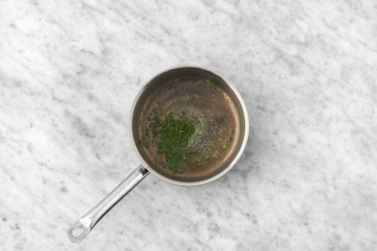 Für die Kräuterbutter