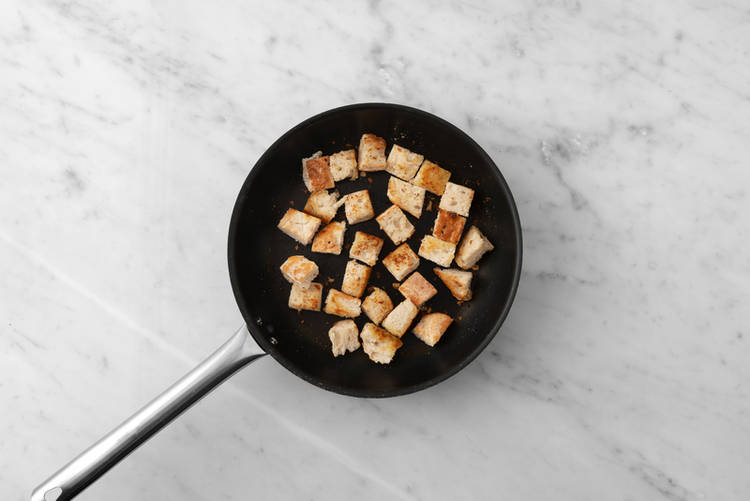 Préparer les croûtons