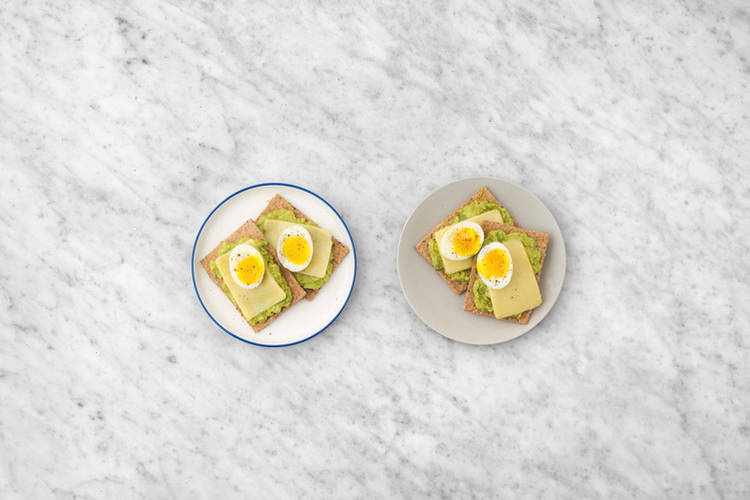 Optie 2: Smashed avocado en gekookte eieren