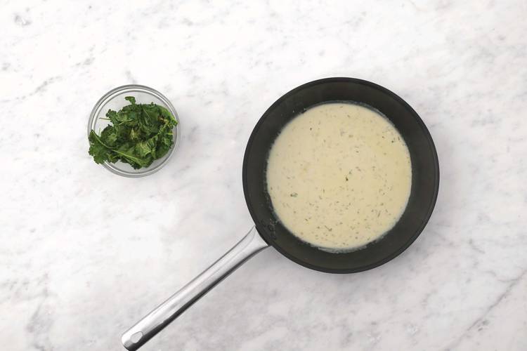 Cook the thyme sauce