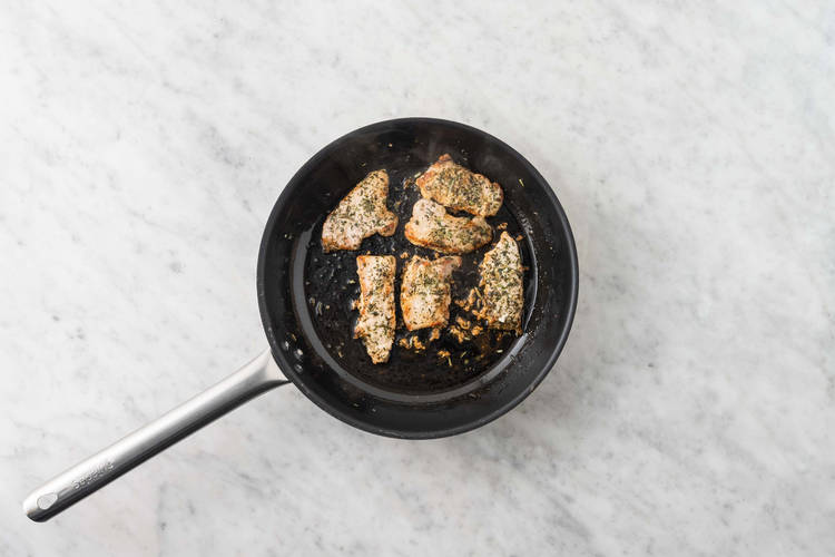 Tillsätt citrusfruktbuljong