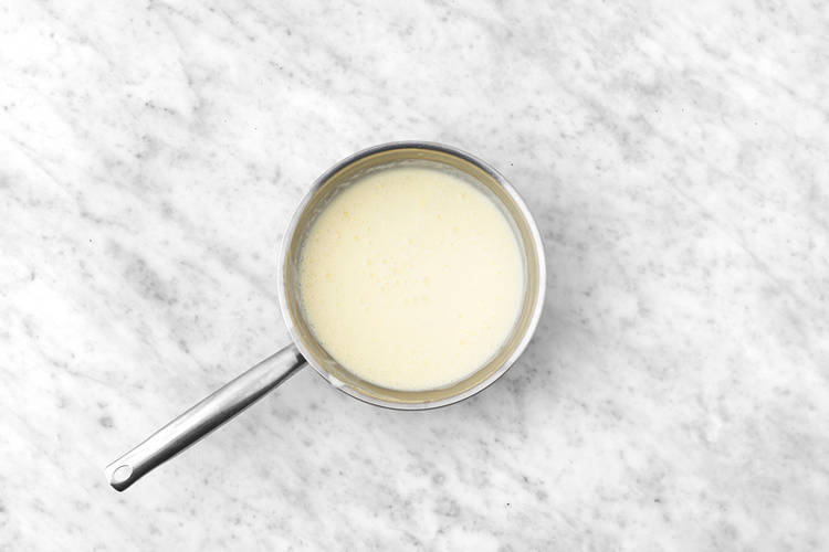 Preparare la salsa al cocco