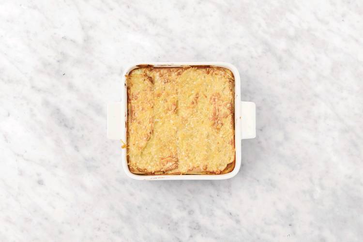 Assemble the lasagne