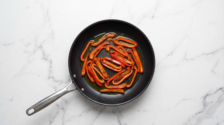 MAKE SAUCE & START STIR-FRY