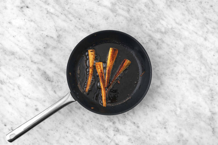 Peterseliewortel bakken