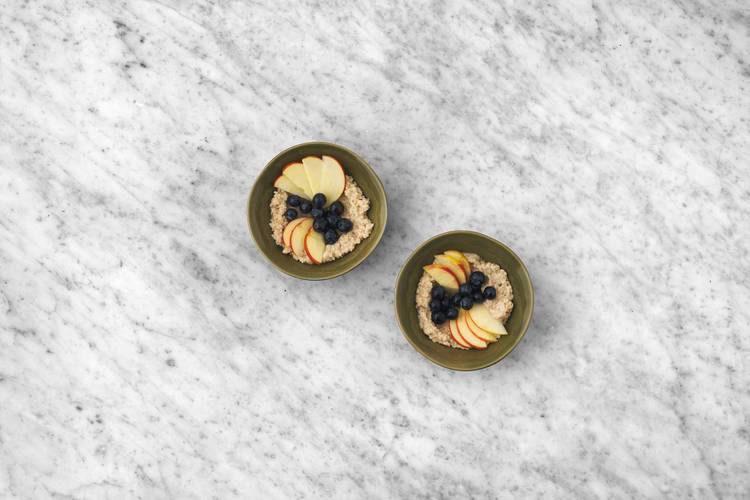 Blueberry Apple Pie Oats