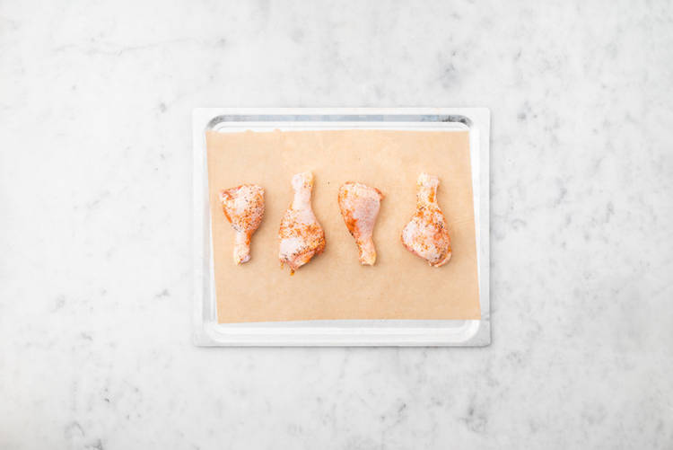 Pouletkeulen auf das Blech