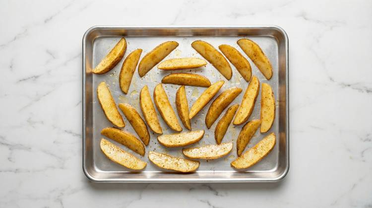 Roast Potatoes & Mix Sauce