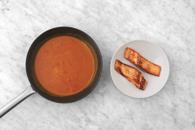 Cook salmon & make the curry sauce