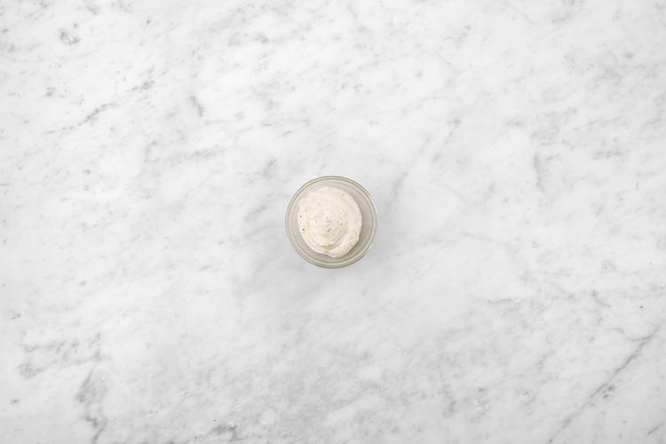 Preparare formaggio e focaccia