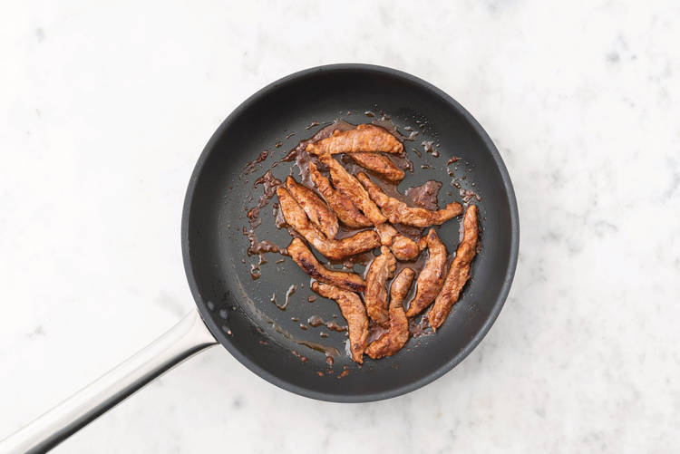 Cook the beef & veggies