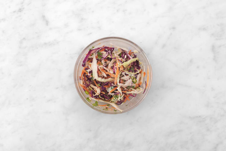 Préparer la salade de chou