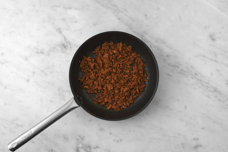 Cook the plant-based mince