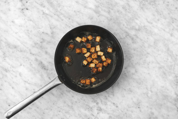Fry the tofu and beef