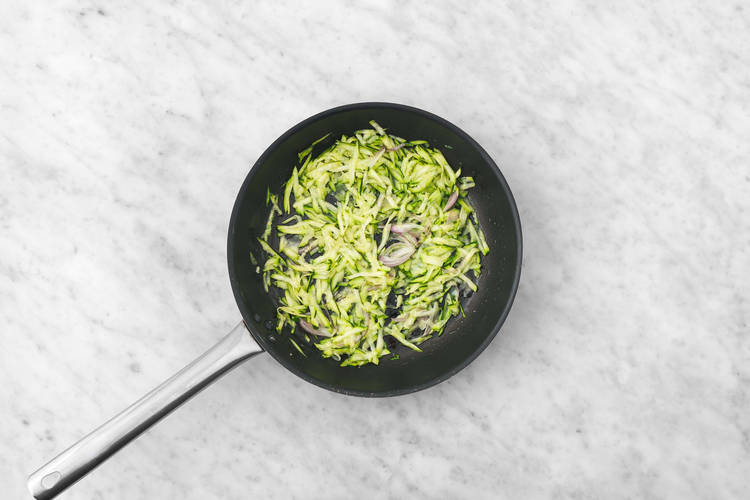 Steg zucchini og løg