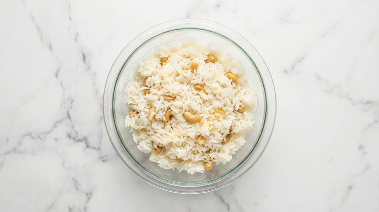 Make Cashew Rice