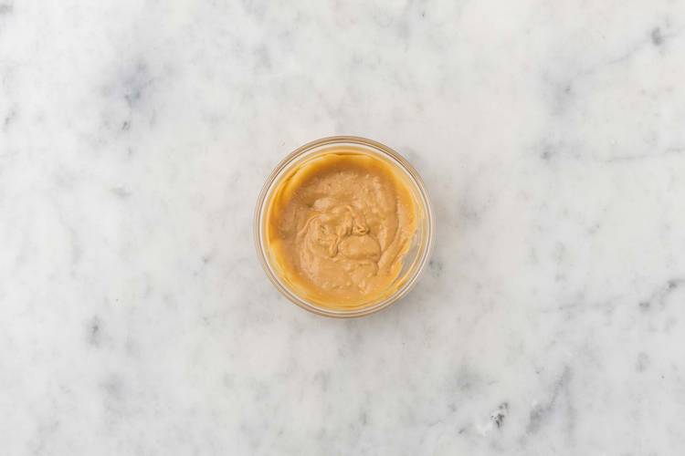 Préparer la mayo au miso