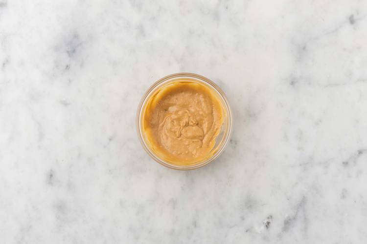 Préparer la mayo au miso