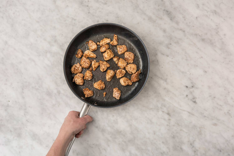 Hähnchenstreifen braten