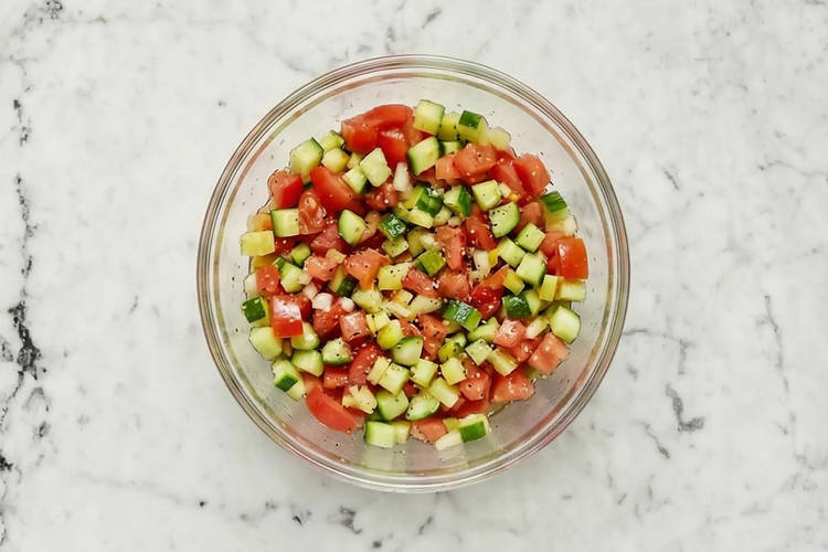 Make salad and finish prep